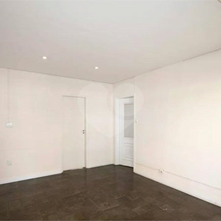 Apartamento à venda com 3 quartos, sendo 1 suíte, em Pinheiros, São Paulo, SP