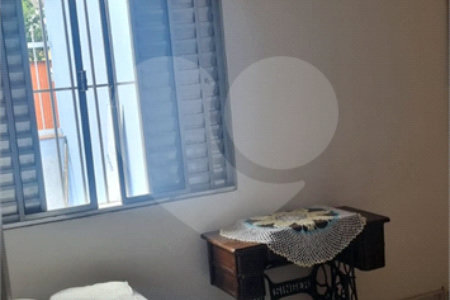 Casa Térrea à venda com 3 quartos, sendo 1 suíte, em Jardim Taboão, São Paulo, SP