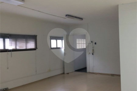 Prédio à venda em Chácara Santo Antônio (zona Sul), São Paulo, SP
