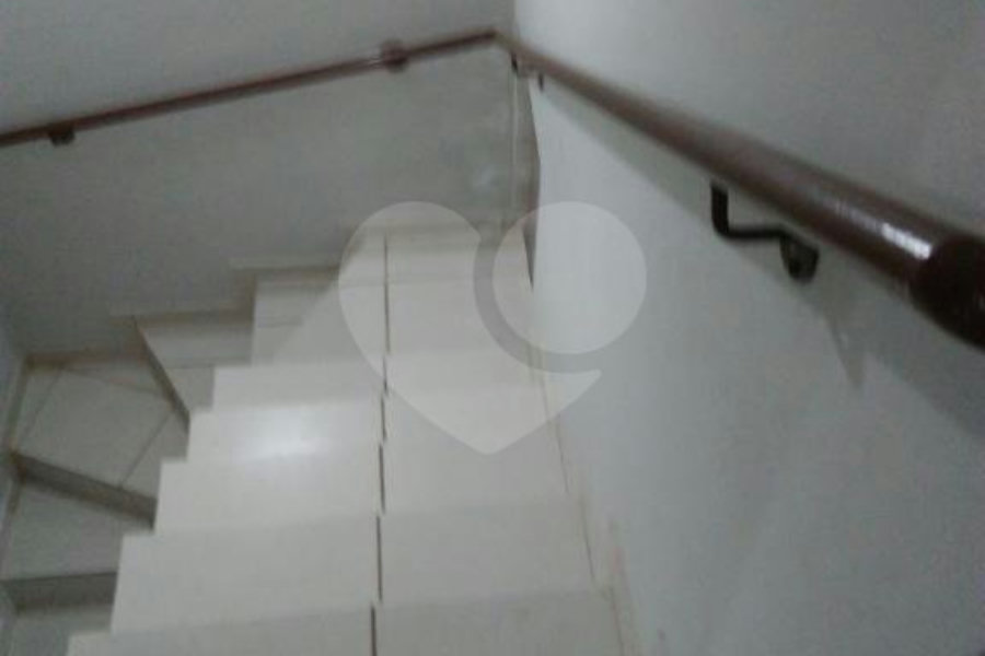 Sobrado à venda com 3 suítes em Jaraguá, São Paulo, SP