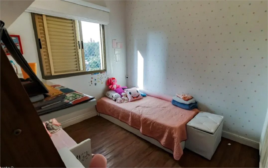 Apartamento à venda com 3 quartos, sendo 1 suíte,  em Vila Andrade, São Paulo, SP