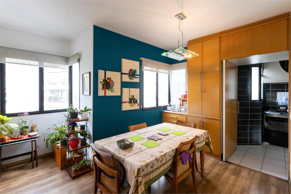 Apartamento à venda com 3 quartos, sendo 2 suítes, em Cidade Monções, São Paulo, SP