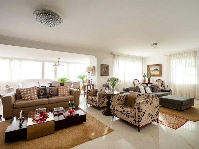 Apartamento à venda com 4 suítes em Jardim Marajoara, São Paulo, SP