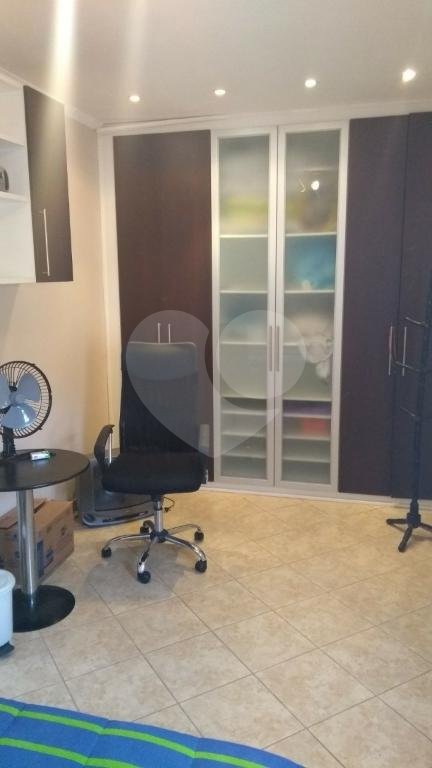 Casa à venda com 3 quartos, sendo 1 suíte,  em Santana, São Paulo, SP