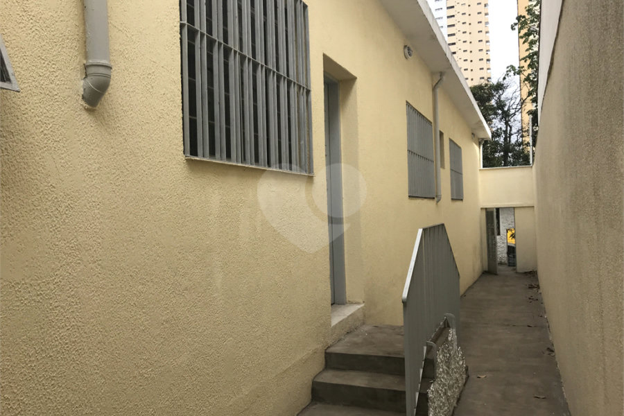 Casa à venda com 4 quartos, sendo 1 suíte, em Santana, São Paulo, SP