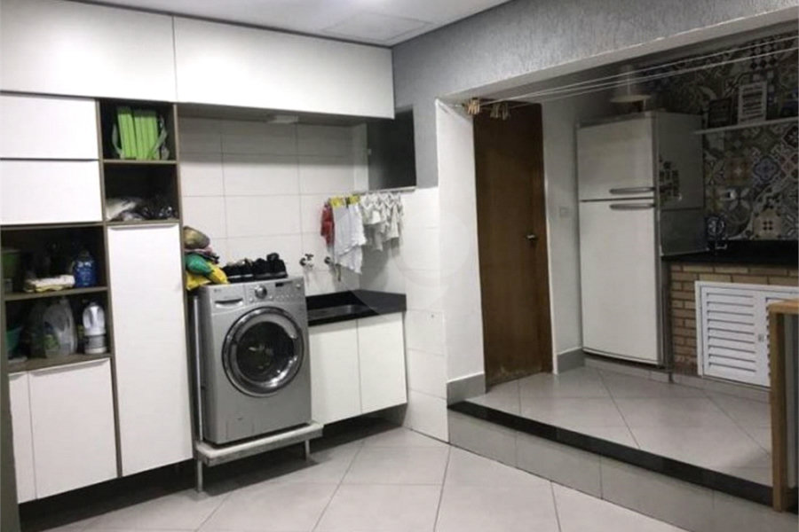 Sobrado à venda com 3 quartos, sendo 2 suítes, em Tremembé, São Paulo, SP