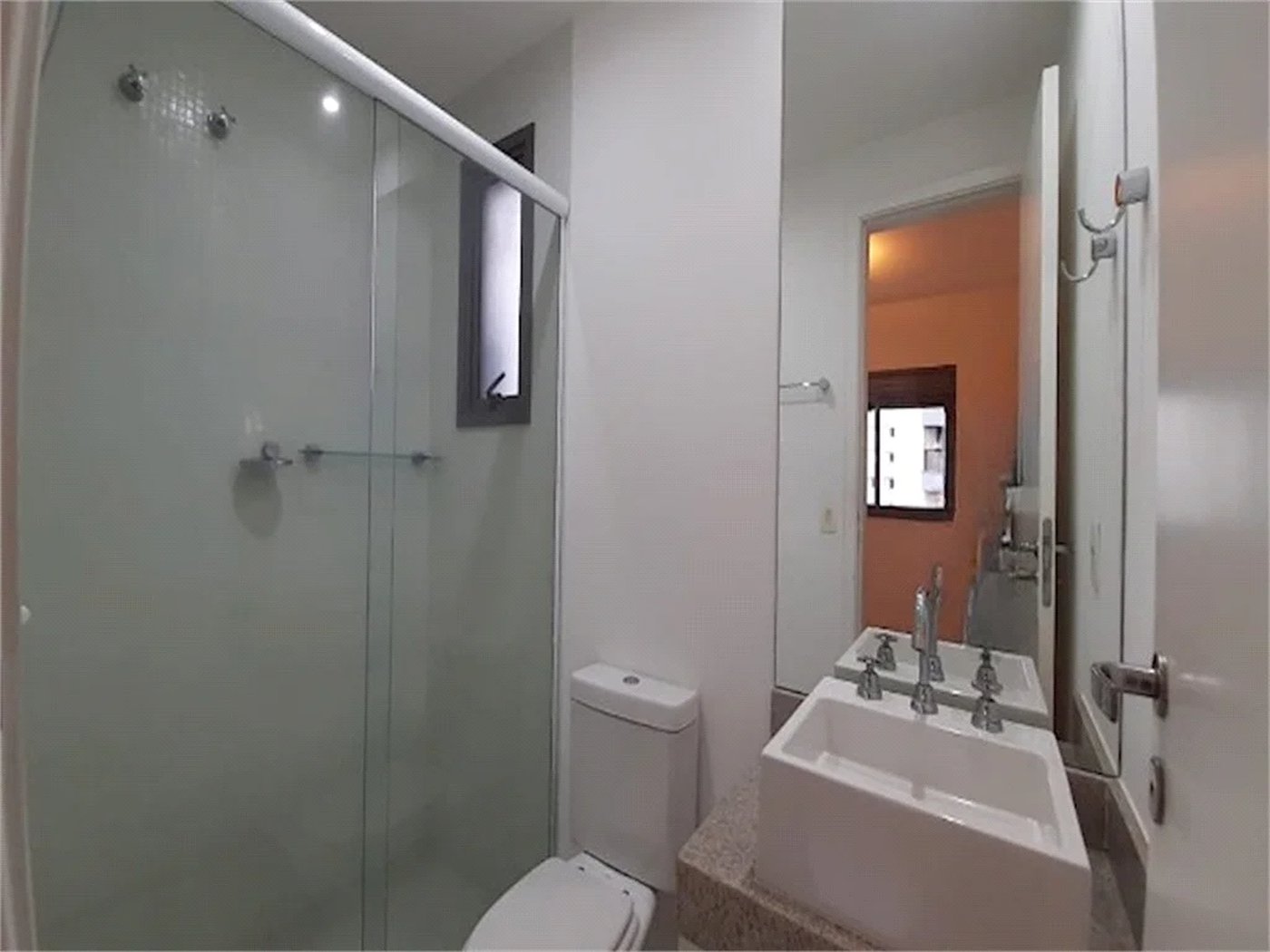 Apartamento à venda ou para alugar com 1 suíte em Pinheiros, São Paulo, SP