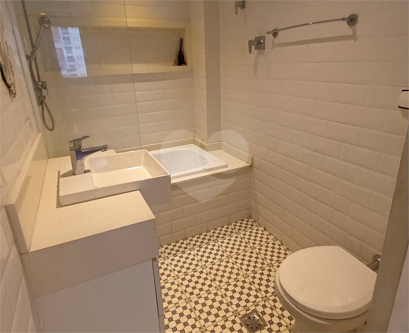 Cobertura à venda com 3 quartos em Vila Romana, São Paulo, SP