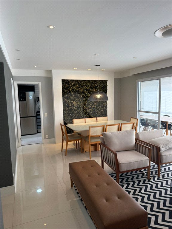 Apartamento à venda com 3 suítes em Vila Nova Socorro, Mogi das Cruzes, SP