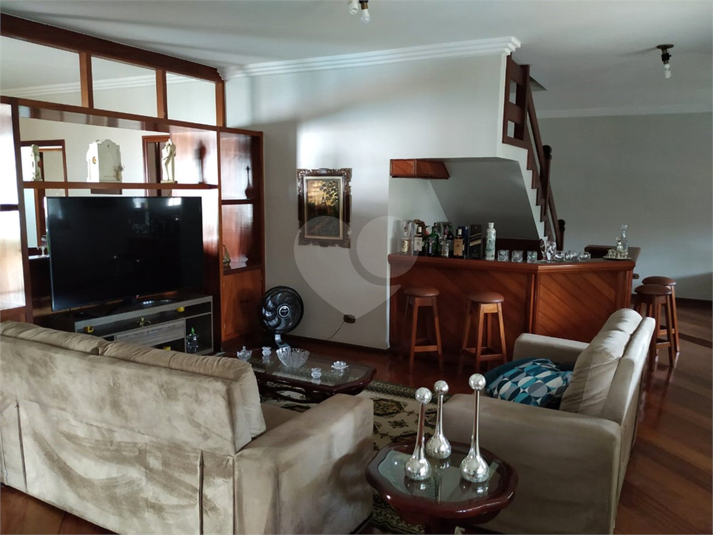 Casa à venda com 5 quartos, sendo 3 suítes,  no condomínio Portella, Itu - SP