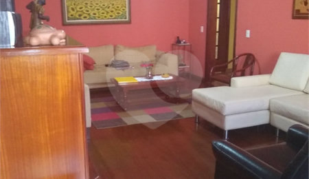 Casa à venda com 3 quartos, sendo 2 suítes, em Alpes da Cantareira, Mairiporã, SP