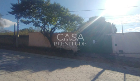 Chácara à venda com 5 quartos, sendo 1 suíte,  em Araçoiaba da Serra, SP
