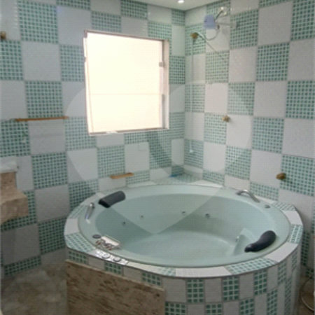 Casa para alugar com 4 quartos, sendo 2 suítes, em Jardim Las Vegas, Santo André, SP