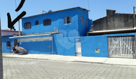 Casa à venda com 3 quartos em Balneário Laranjeiras, Itanhaém, SP