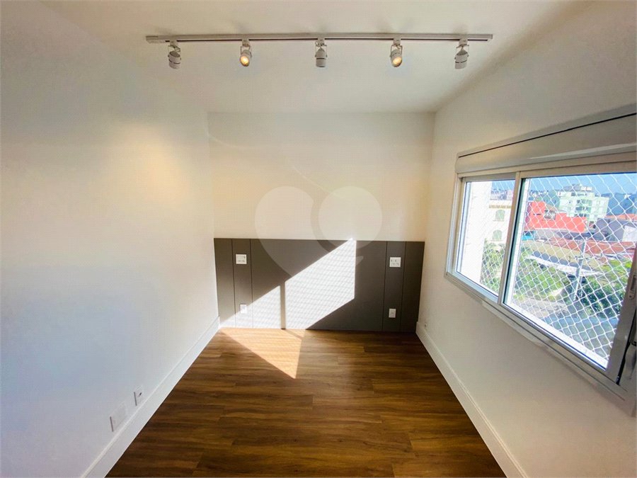 Apartamento à venda ou para alugar com 3 quartos, sendo 1 suíte,  em Vila Mogilar, Mogi das Cruzes, SP