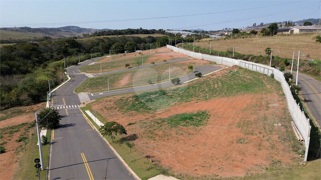Terreno à venda no condomínio Residencial Recanto Amigo, Atibaia - SP