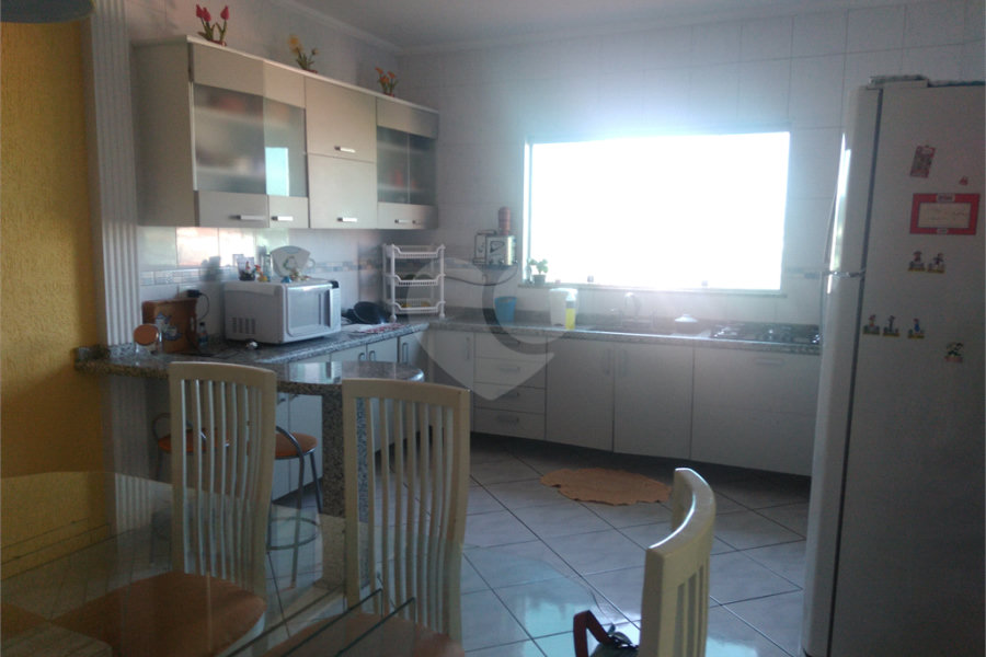 Sobrado à venda com 4 quartos, sendo 3 suítes, em Pirituba, São Paulo, SP