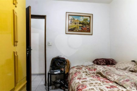 Casa à venda com 5 quartos em Sítio Caraguata, São Paulo, SP