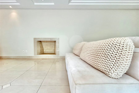 Casa à venda com 4 suítes no condomínio Quinta das Laranjeiras, Jundiaí - SP