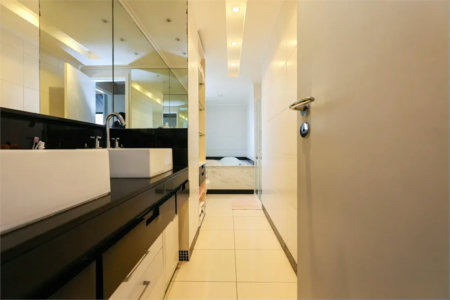 Cobertura à venda com 3 suítes em Vila Suzana, São Paulo, SP