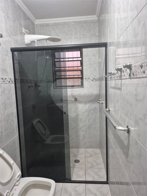 Sobrado à venda com 3 quartos, sendo 1 suíte, em Vila Bonilha, São Paulo, SP