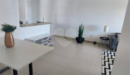 Apartamento à venda com 3 quartos, sendo 1 suíte,  em Parque Campolim, Sorocaba, SP