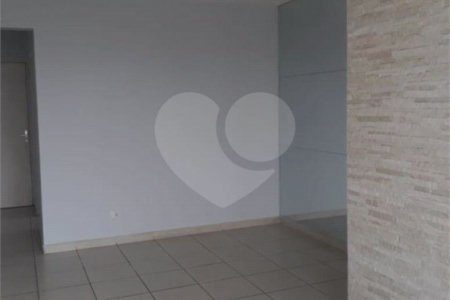 Apartamento à venda com 3 quartos, sendo 1 suíte, em Vila Gustavo, São Paulo, SP