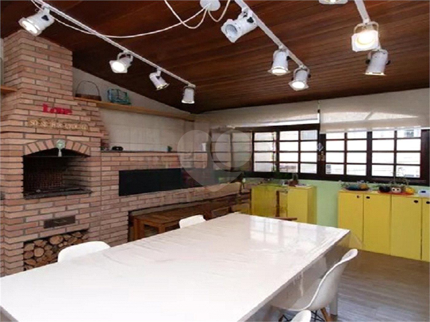 Casa à venda com 3 quartos, sendo 1 suíte, em Vila Gustavo, São Paulo, SP
