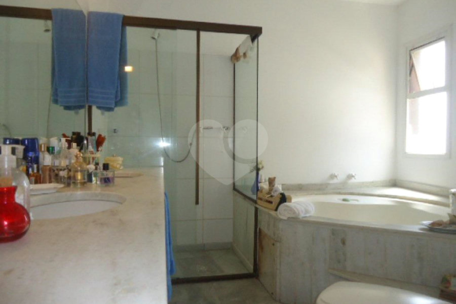 Apartamento à venda com 3 quartos, sendo 1 suíte, em Morumbi, São Paulo, SP