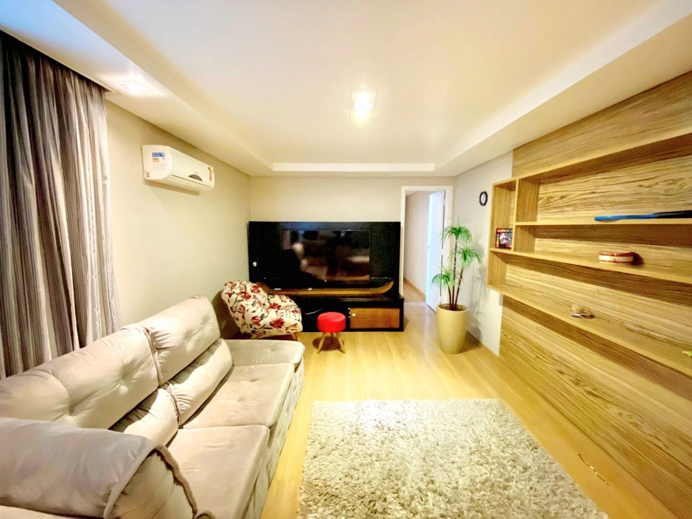 Casa com 3 dormitórios à venda, 272 m² por R$ 1.990.000,00 - Embaré - Santos/SP