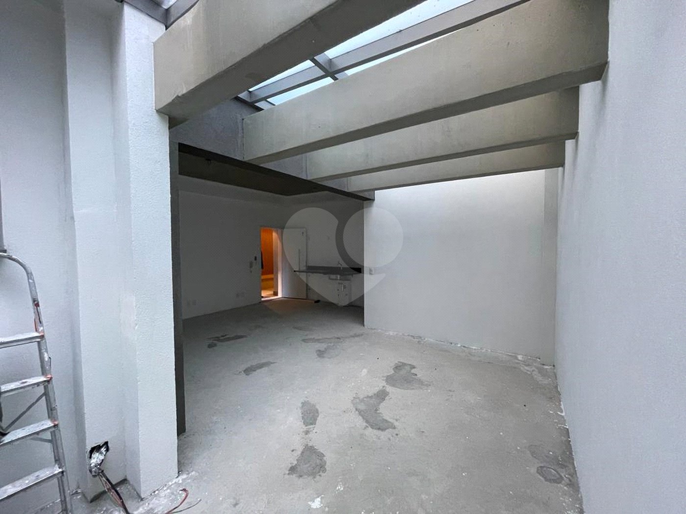 Apartamento à venda com 1 suíte em Vila Nova Conceição, São Paulo, SP