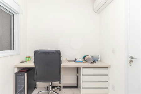 Apartamento à venda com 3 quartos, sendo 1 suíte, em Chácara Santo Antônio, São Paulo, SP
