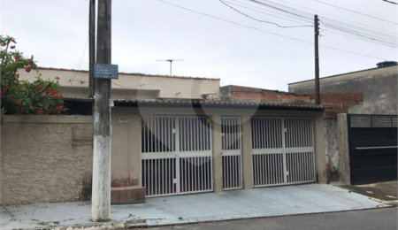 Casa à venda com 2 quartos em Jardim Ivonete, Poá, SP