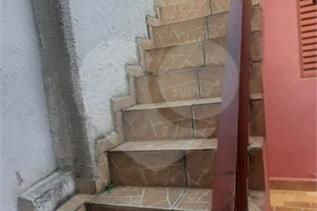 Casa à venda com 3 quartos, sendo 1 suíte, em Vila Gustavo, São Paulo, SP