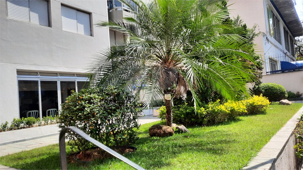 Apartamento à venda com 3 quartos, sendo 1 suíte, em Jardim Marajoara, São Paulo, SP