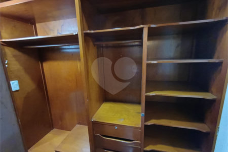 Apartamento à venda com 4 quartos, sendo 1 suíte, em Tijuca, Rio de Janeiro, RJ