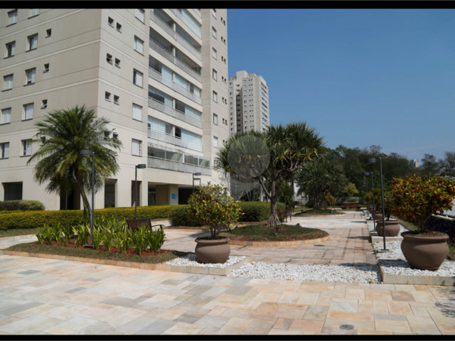 Apartamento à venda com 4 quartos, sendo 2 suítes,  em Morumbi, São Paulo, SP
