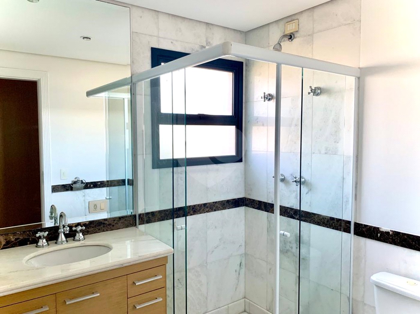 Apartamento à venda com 4 suítes em Jardim Marajoara, São Paulo, SP
