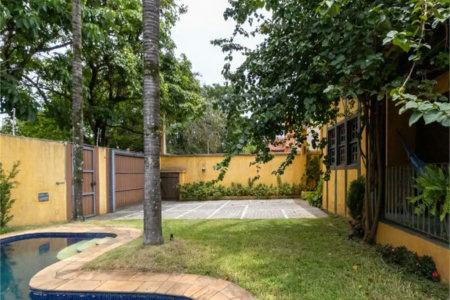 Casa à venda ou para alugar com 4 quartos, sendo 3 suítes, em Lapa, São Paulo, SP