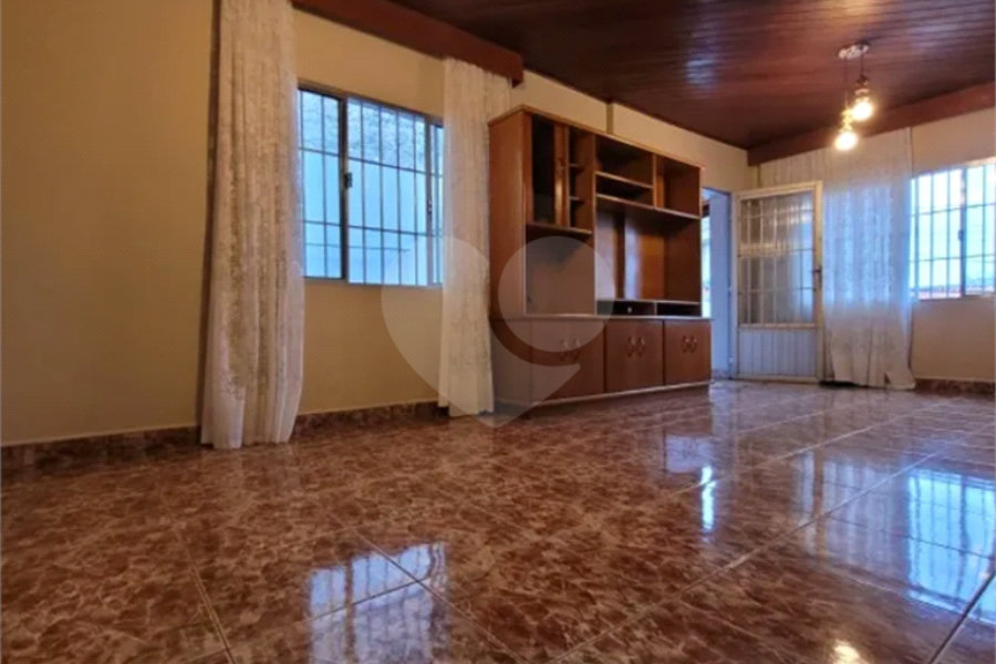 Casa Térrea à venda com 4 quartos, sendo 1 suíte, em Freguesia do Ó, São Paulo, SP