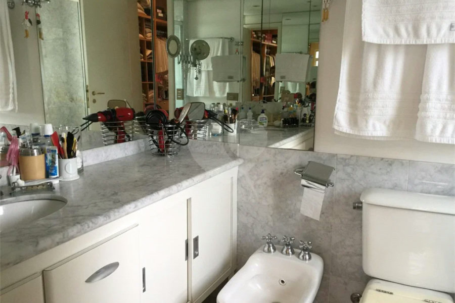 Apartamento à venda com 4 suítes em Morumbi, São Paulo, SP