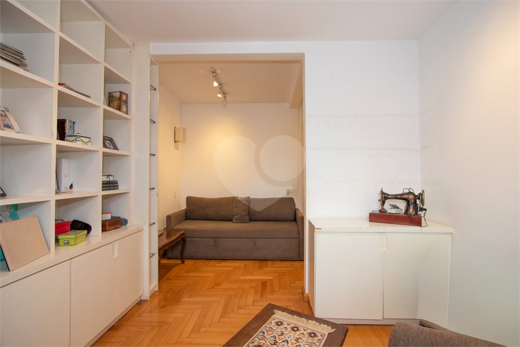 Apartamento à venda com 2 quartos, sendo 1 suíte,  em Indianópolis, São Paulo, SP