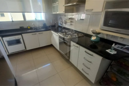 Apartamento à venda com 4 quartos, sendo 3 suítes,  em Santana, São Paulo, SP