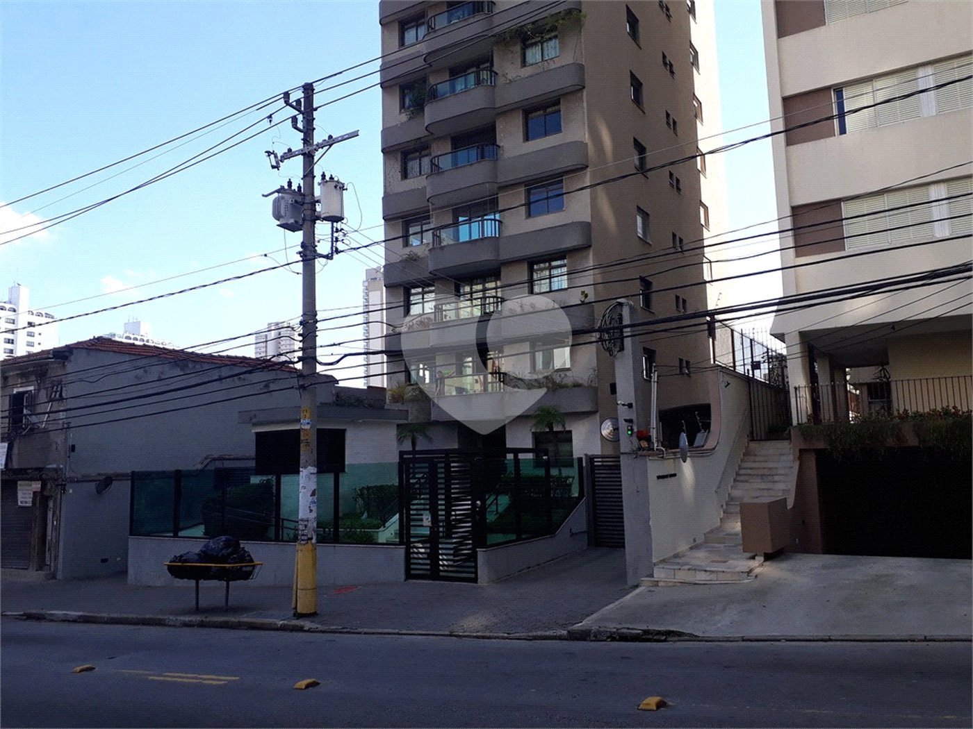 Cobertura à venda com 3 suítes em Santana, São Paulo, SP