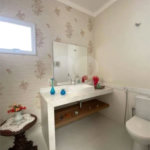 Casa à venda com 4 suítes no condomínio Ipê Velho, Vinhedo - SP