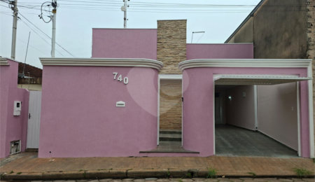 Casa à venda ou para alugar com 3 quartos, sendo 1 suíte,  em Vila Aparecida, Itapetininga, SP
