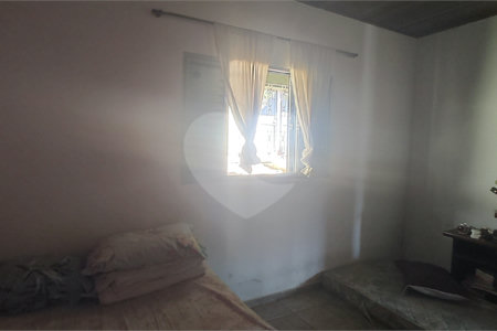 Chácara à venda com 3 quartos, sendo 1 suíte, no Centro, Nazaré Paulista, SP