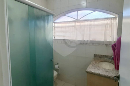 Casa à venda com 3 quartos, sendo 1 suíte, no Centro, Vinhedo, SP