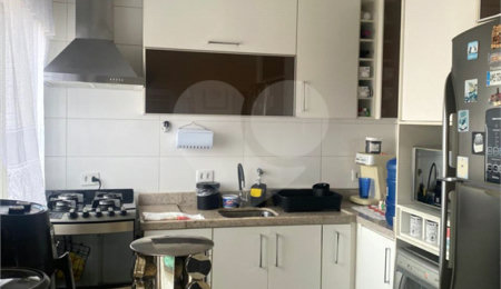 Casa à venda com 3 quartos, sendo 1 suíte, no condomínio Vida Verde 1, Suzano - SP