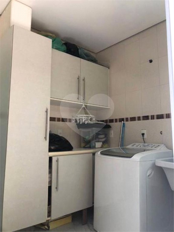 Casa à venda com 4 quartos, sendo 2 suítes, no condomínio Terras de São Francisco, Vinhedo - SP